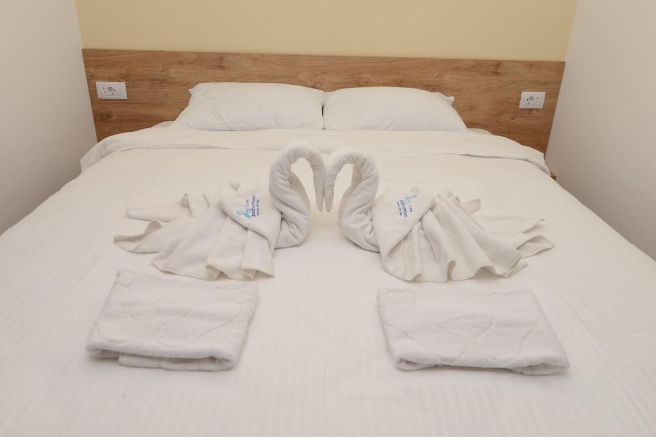 Noce Apartments - Premium Lake View Ohrid Esterno foto