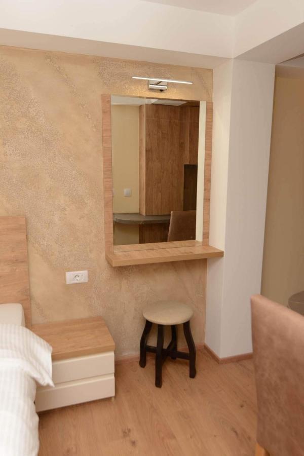 Noce Apartments - Premium Lake View Ohrid Esterno foto